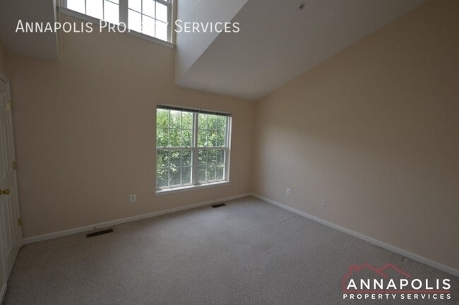 Building Photo - 66 Harbour Heights Dr