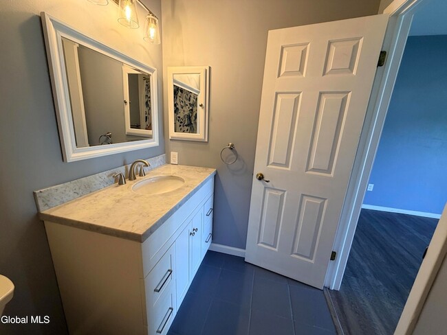 Building Photo - 413 Diamond Rock Cir