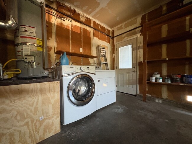 Building Photo - Charming Palo Alto Home with Beautiful Lan...