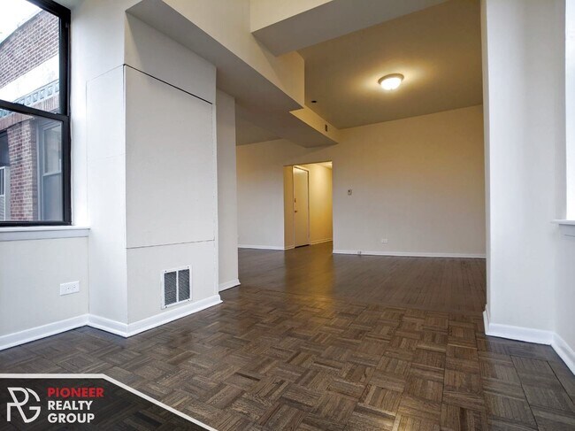 Building Photo - 2323 N Kedzie Blvd