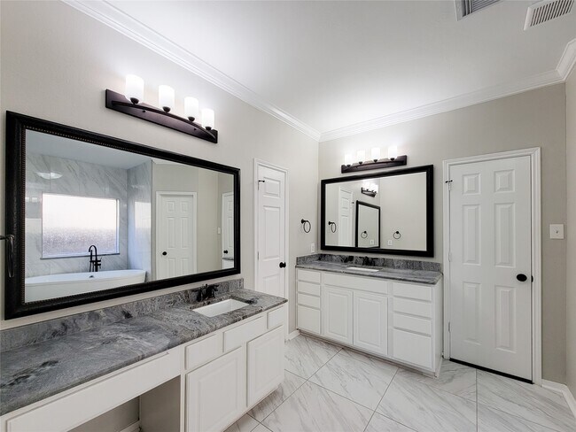 Building Photo - 20711 Mansfield Bay Ln