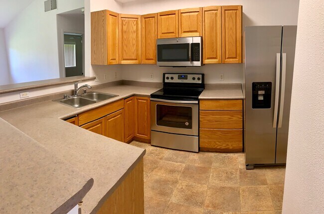 Building Photo - Kahana Ridge Three Bedroom