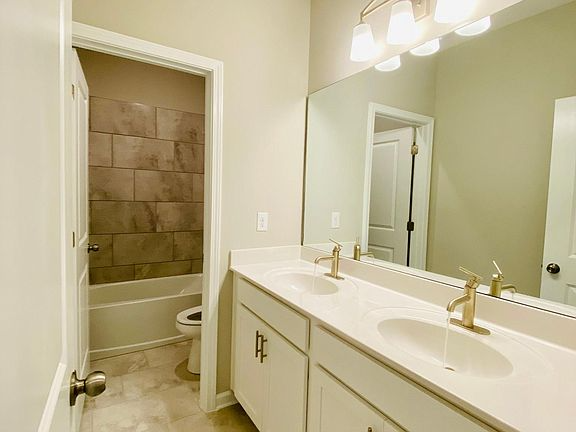 Building Photo - 4315 Magpie Dr