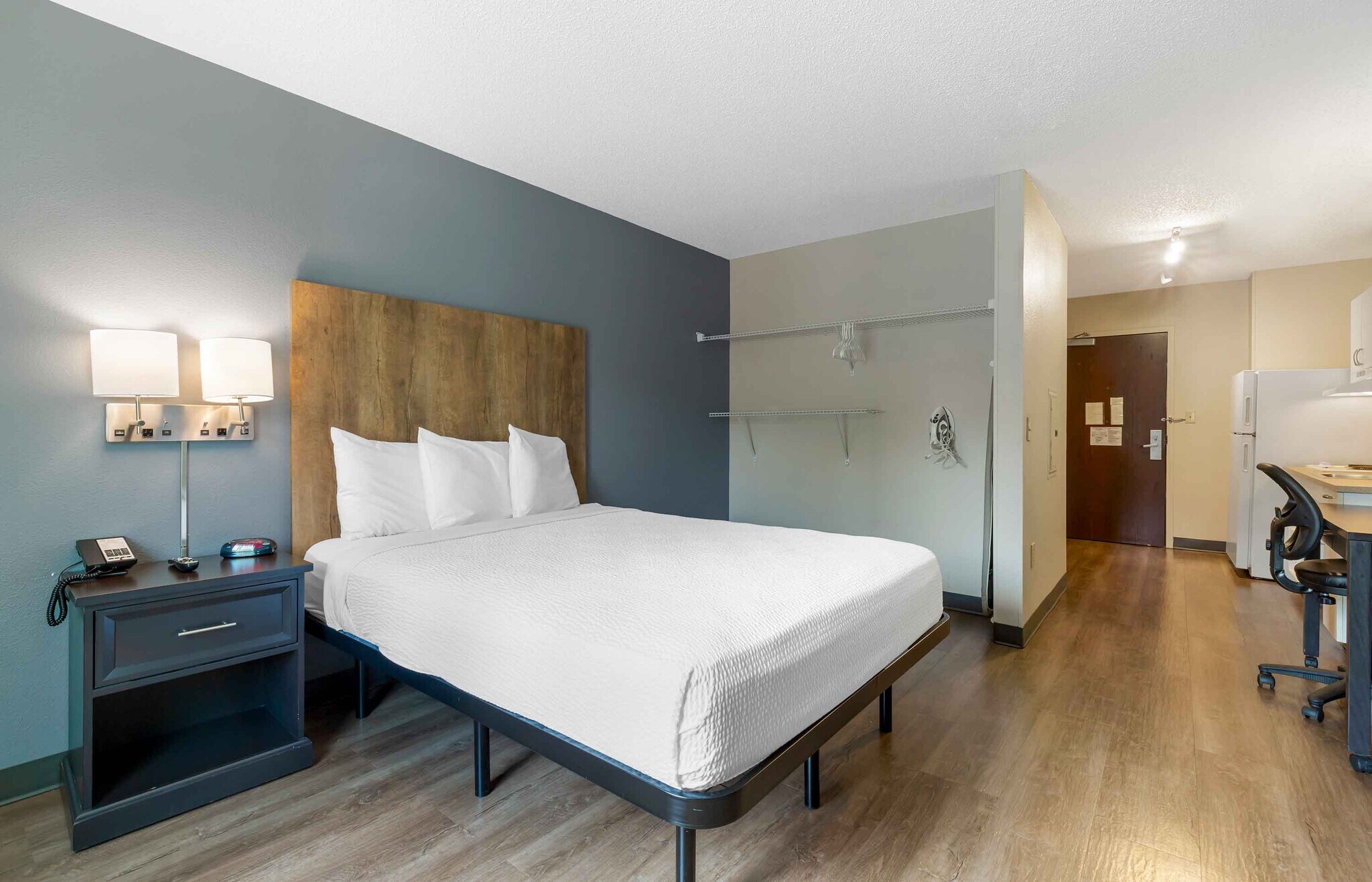 Building Photo - Furnished Studio-Washington, D.C. - Centre...