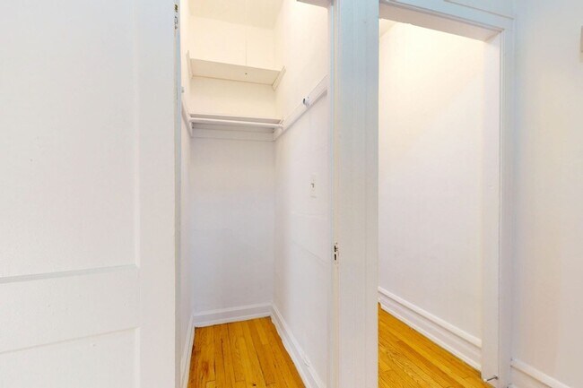 Floorplan - 5300-5308 S. Greenwood Avenue