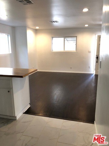 Building Photo - 719 N Formosa Ave