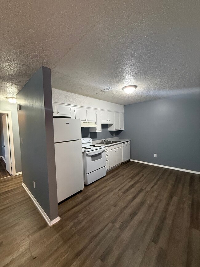 Building Photo - The Haciendas