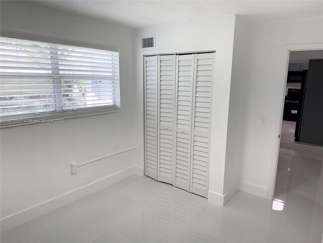 Building Photo - 351 NW 48th St