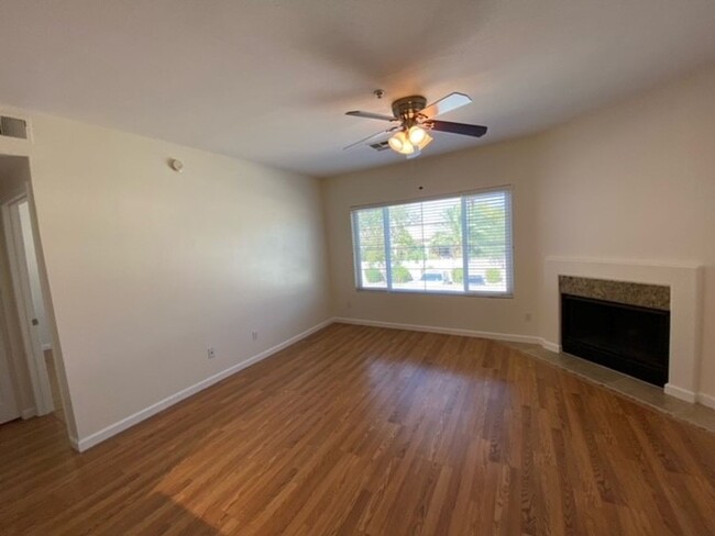 Building Photo - **MOVE-IN SPECIAL: 50% OFF 1ST MONTH RENT!...