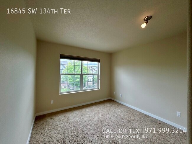 Building Photo - 16845 SW 134th Terrace