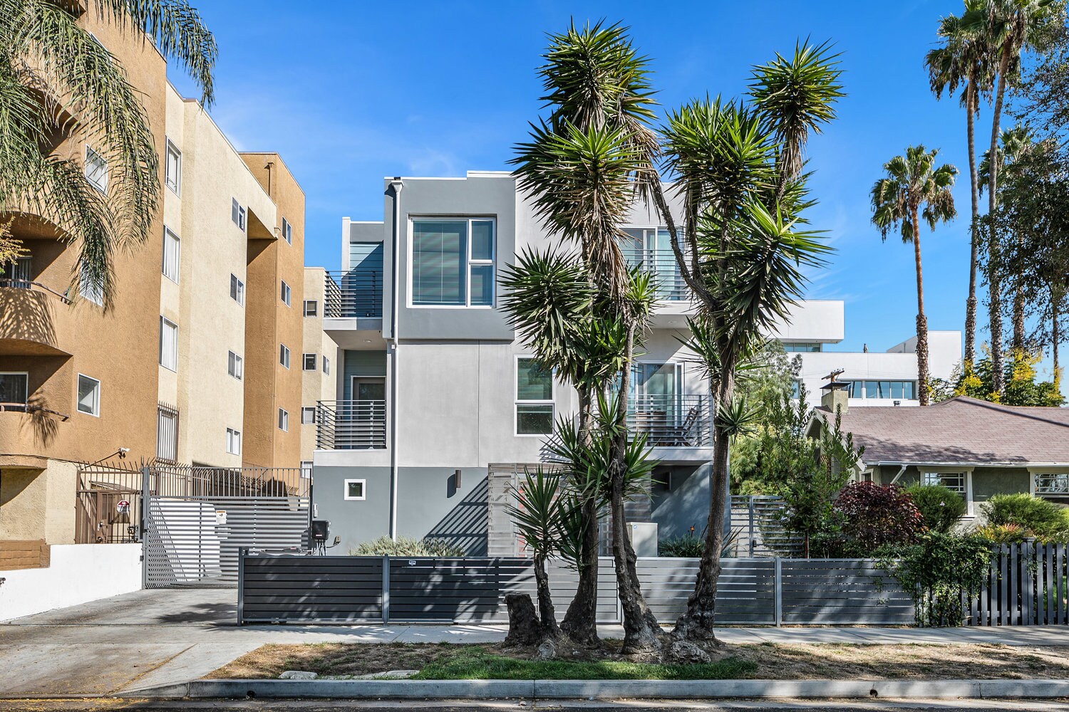 Building Photo - 6611 Leland Way