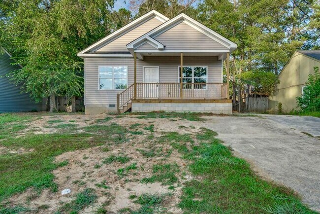 Building Photo - Newly built 3 bedroom, 2 bath Home