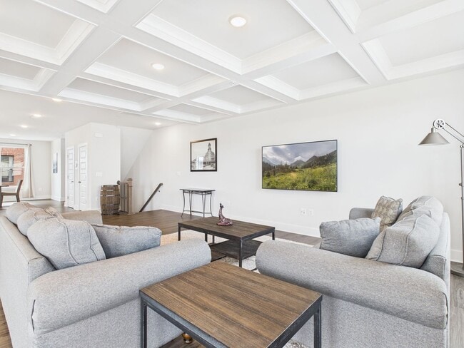 Building Photo - 6 Flatwater Row