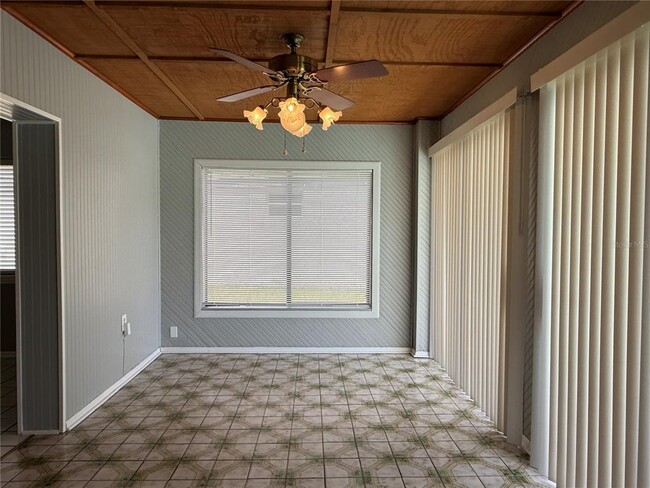 Building Photo - 7906 Winter Song Dr