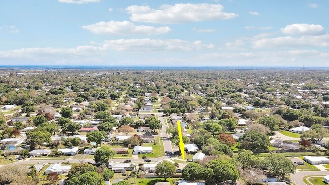 Building Photo - 2145 5th St