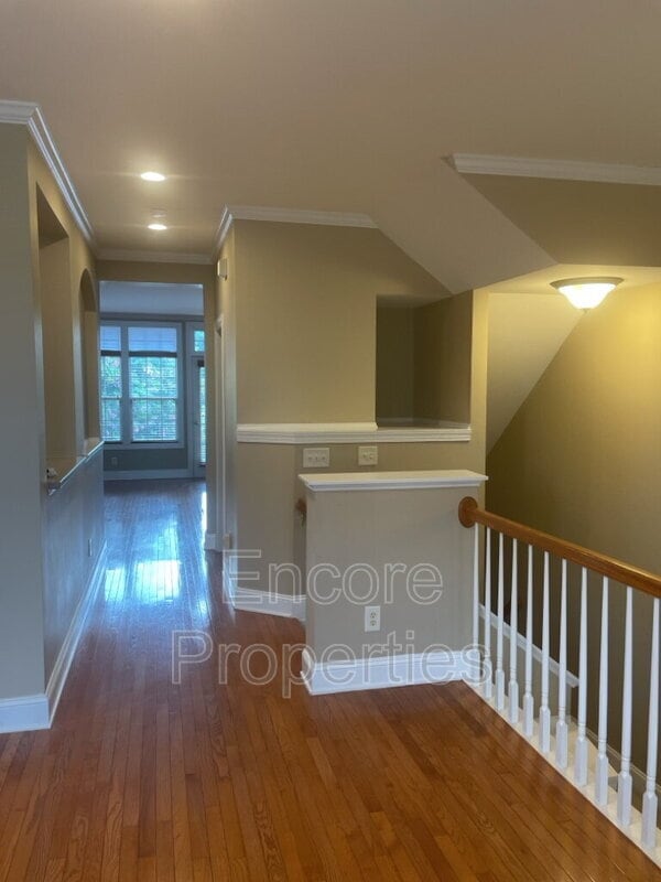 Building Photo - 3005 Imperial Oaks Dr