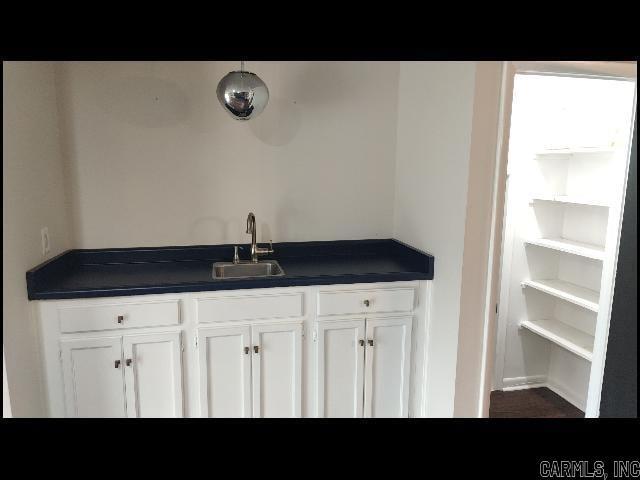 Building Photo - 401 Club Rd