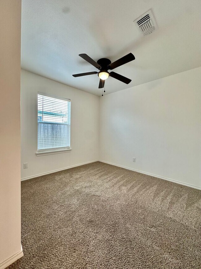 Building Photo - COMING SOON!! SEPTEMBER!!! - Newly Built 3-Bedroom Duplex!
