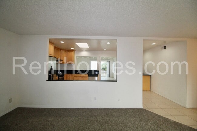 Building Photo - 8616 Longwood St