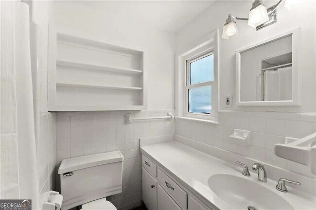 Building Photo - 3510 Roswell Rd