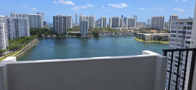 Building Photo - 2750 NE 183rd St