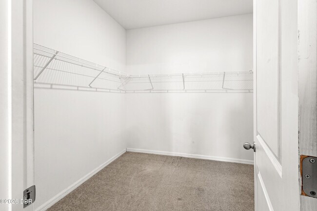 Building Photo - 3017 Blue Shrs Wy