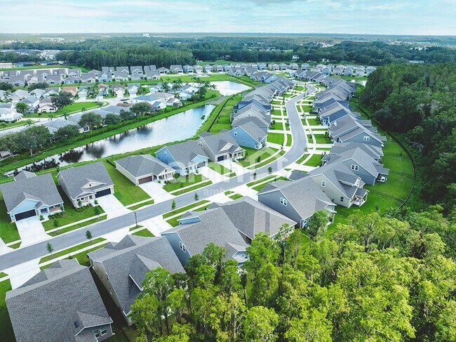 Building Photo - 27280 St Andrews Ave