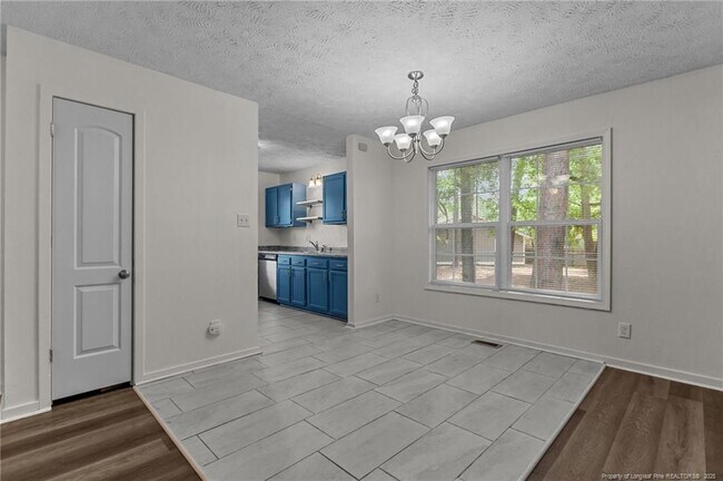 Building Photo - 6897 Candlewood Dr