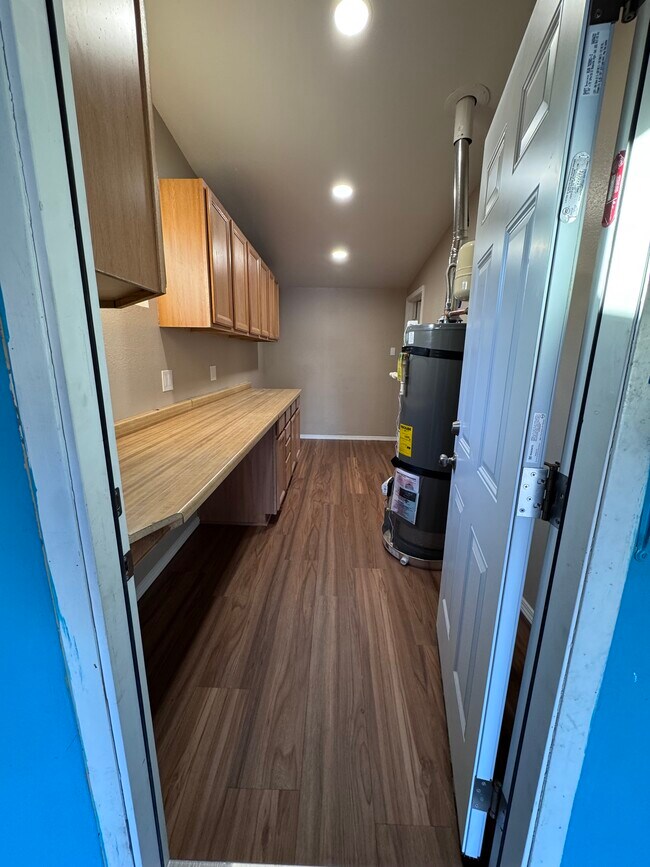 Building Photo - 11427 Angelina Pl NE