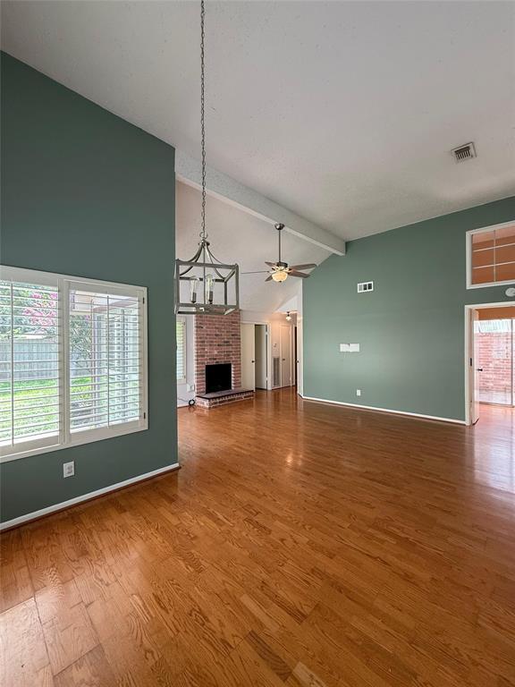 Building Photo - 4827 Sunshine Dr
