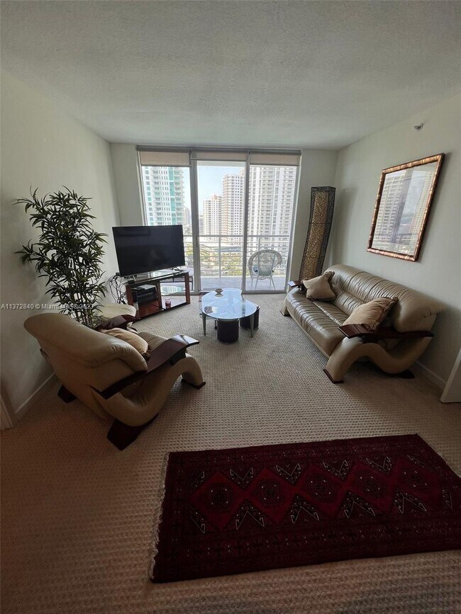 Building Photo - 325 S Biscayne Blvd