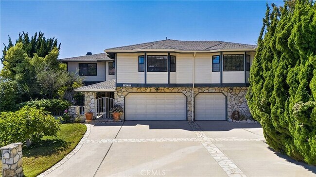 Building Photo - 28917 Scotsview Dr