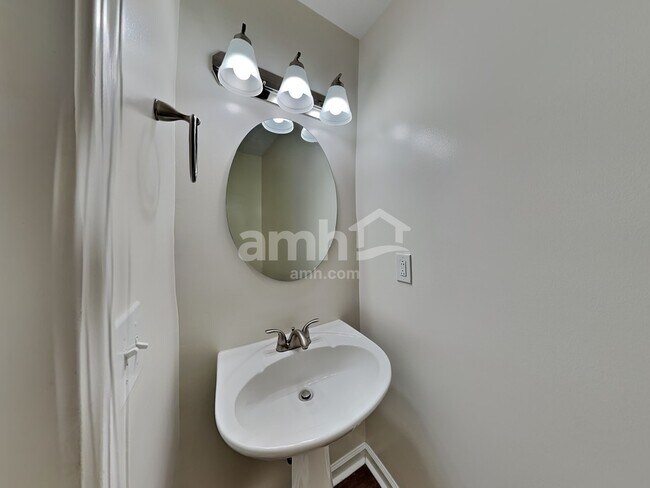 Building Photo - 1507 Killarney Dr