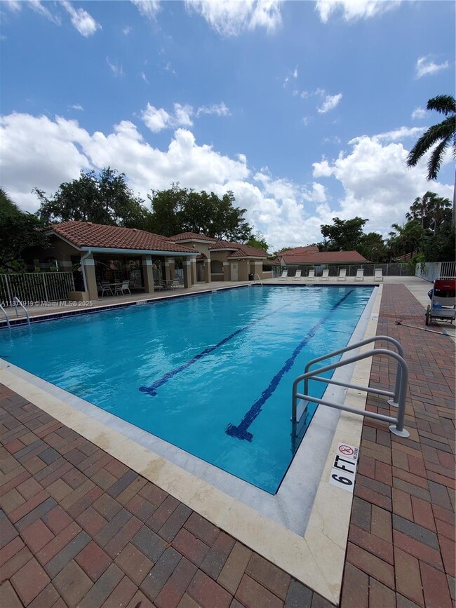 Building Photo - 1565 Springside Dr