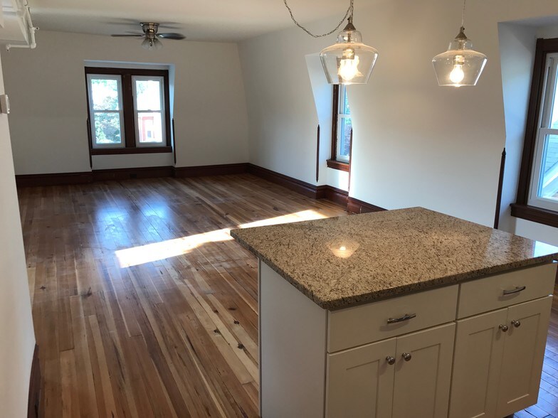Granite Counter tops - 141 W Broad St