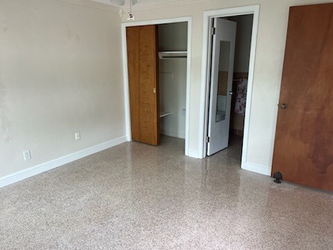 Building Photo - 8467 8th Way N