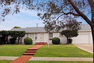 Building Photo - 3602 Weston Pl