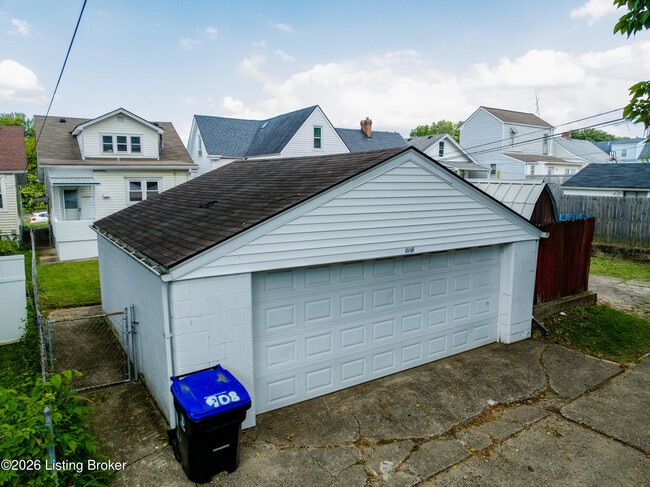 Building Photo - 908 Lydia St