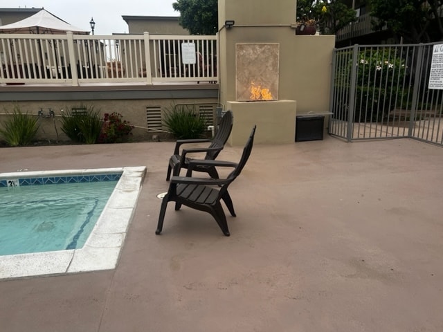 fire pit - 2929 W 190th St