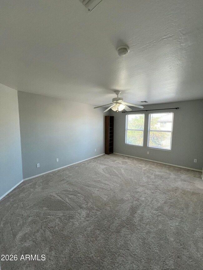 Building Photo - 2552 W St Catherine Ave