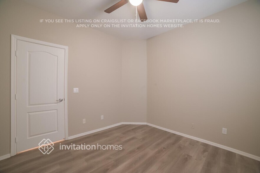 Building Photo - 791 E Glenmere Dr
