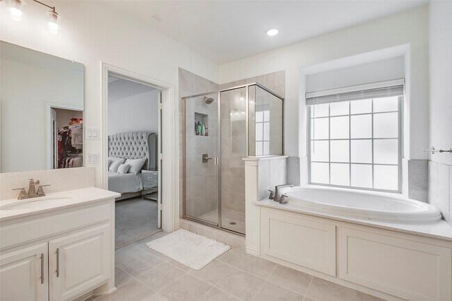 Building Photo - 509 Christie Crossing