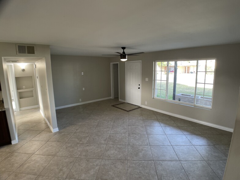 Building Photo - 2408 N 37th St