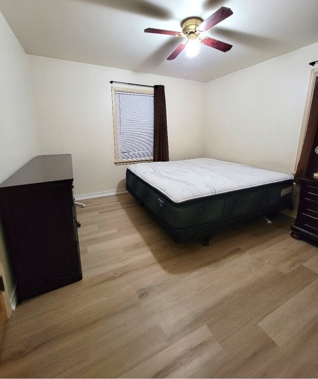 Building Photo - 1408 Torney Ave