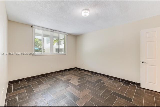 Building Photo - 7800 Collins Ave