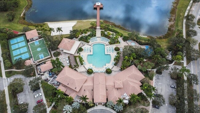 Building Photo - 321 September St