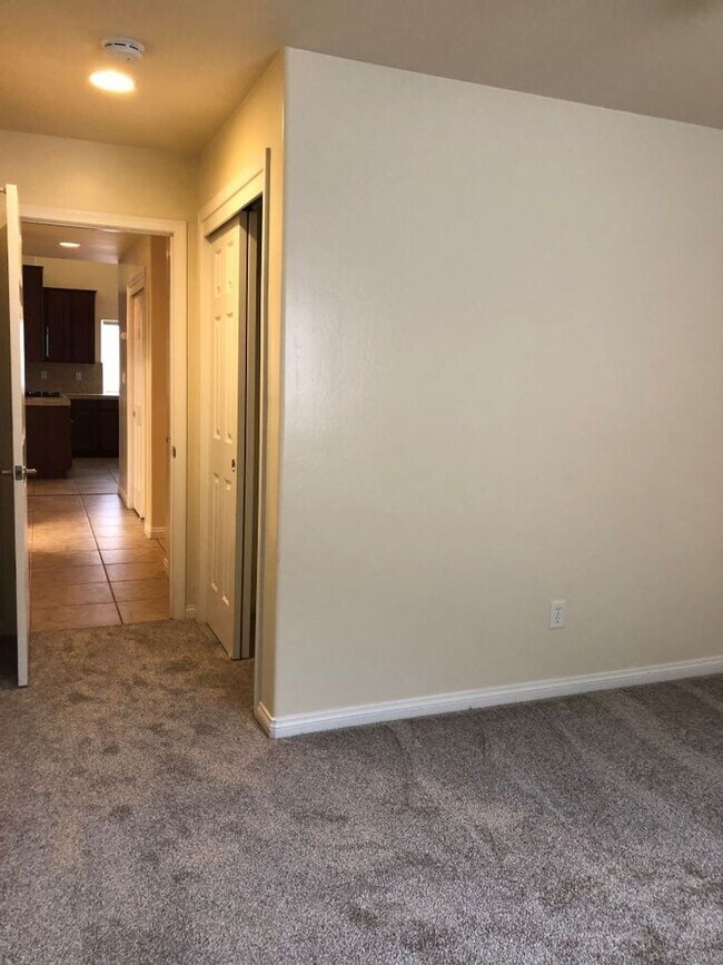 Building Photo - 13003 Lake Pueblo Way