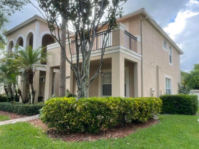 Primary Photo - 8029 Murano Cir