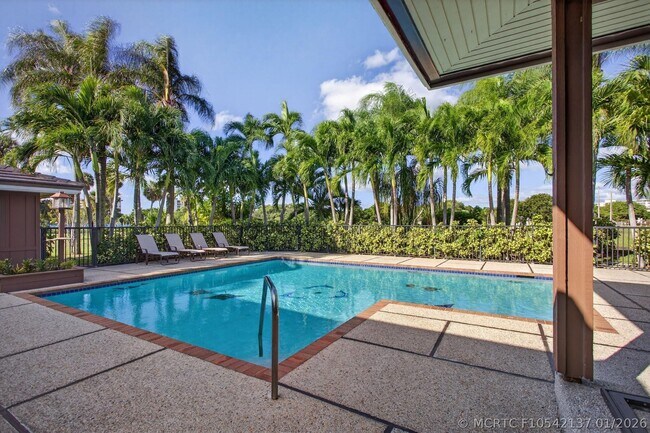 Building Photo - 3170 Estates Dr