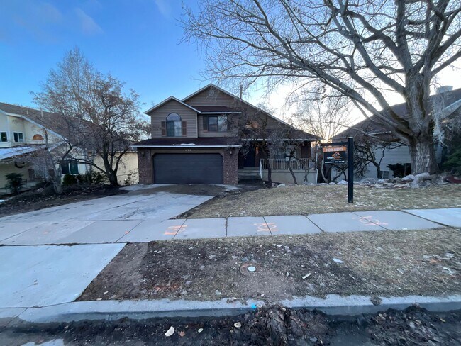 Building Photo - 1097 E 5100 S